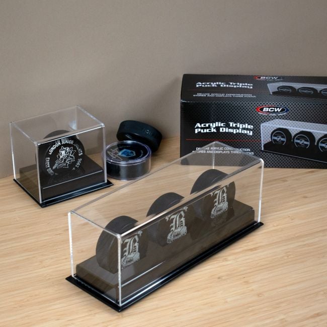 ACRYLIC BASE TRIPLE HOCKEY PUCK DISPLAY