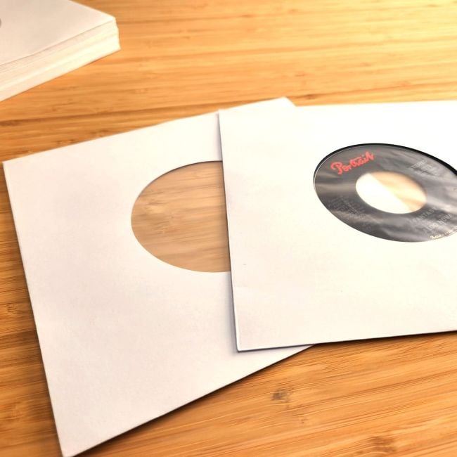 PAPER RECORD SLEEVES 7-INCH-POLYLINED-SQUARE CORNERS-WHITE