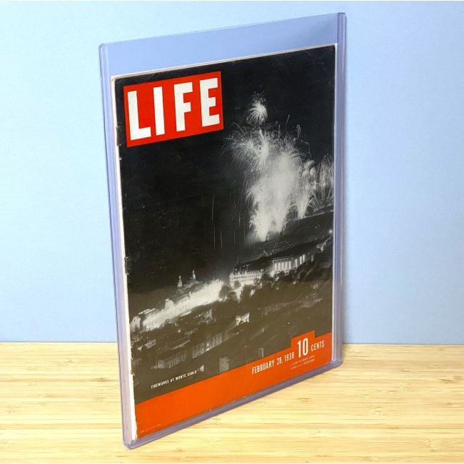 TOPLOAD HOLDER - 11 X 15 X 7MM - LIFE MAGAZINE